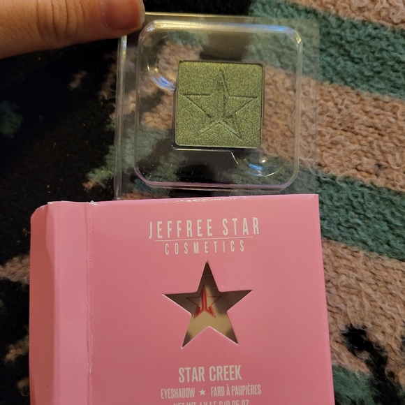 Jeffree star single shades and jacket size small - Picture 7 of 8